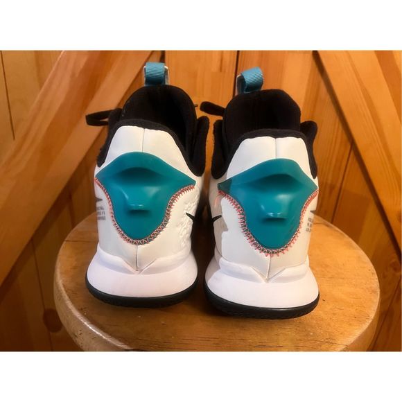 Nike Lebron Witness V Basketball Shoe White Black Jade CQ9380-100 Size 8.5 - Picture 4 of 11